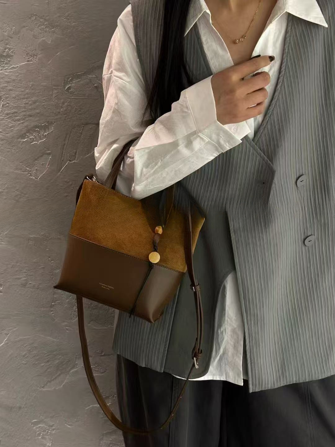 Vintage Luxury bag Women s Small Bag Autumn Winter New Women s Crossbody Bag Handbag Bucket Bag Small Handbag Designer Bag Women s Shoulder Bag Design
