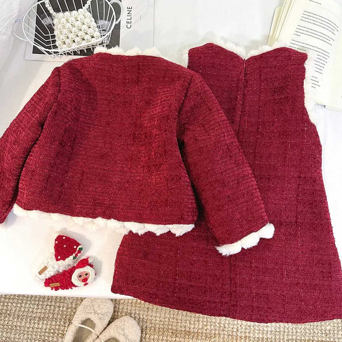 Girls Clothing Sets Winter Kids Girl Sweet Warm Coat and Dress 2pcs Christmas Suit Children Girl Princess Warm Clothes 3 5 8 L250926HDX3