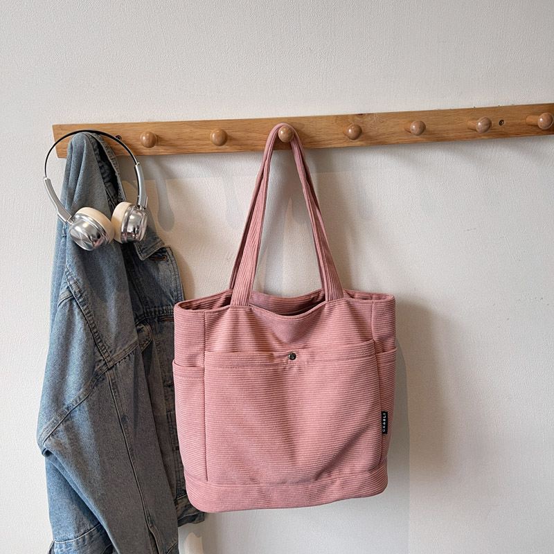 2025 New Casual Elegant Large Capacity Shoulder Bag Simple Shopping Commuter Essential Crossbody Bag Student Fashion Lightweight Crossbody Bag