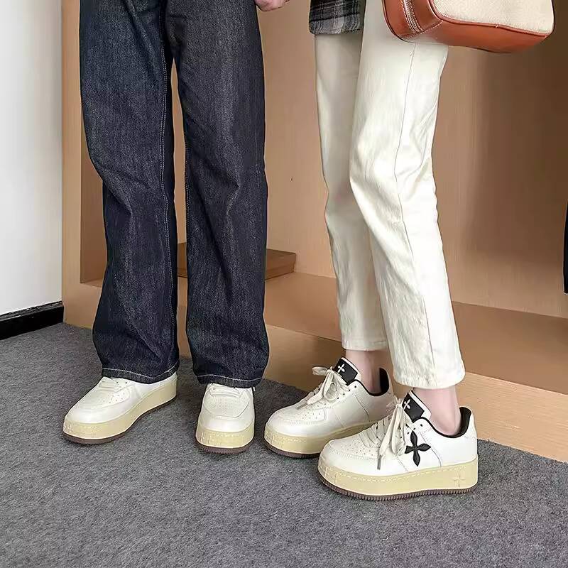 DARSII Designer Men's And Women's Sports Shoes Luxury Shoes Casual Sports Shoes Anti-slip Sneakers Durable Lightweight Breathable And Comfor