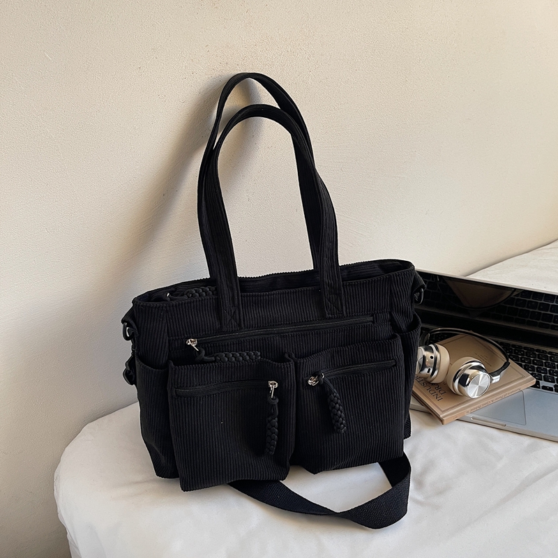 Ladies' elegant casual large capacity shoulder bag, simple and fashionable commuting ladies' crossbody bag, student lightweight crossbody ba