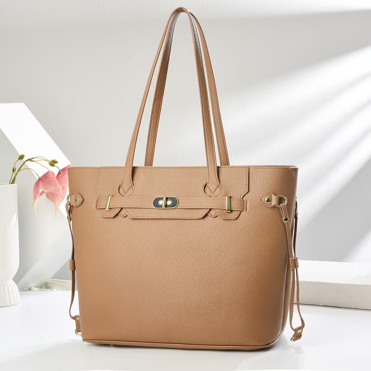 Elegant and Practical Ladies' Backpack from Four Clover - Updated Model with Plenty of Storage Space Ideal for Office and Outingss houlder bag Cr