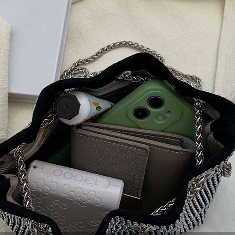 Bright Rhinestone Shoulder Women Chains Crossbody Bag Drawstring Bucket Lady Armpit Handbag Daily Totes