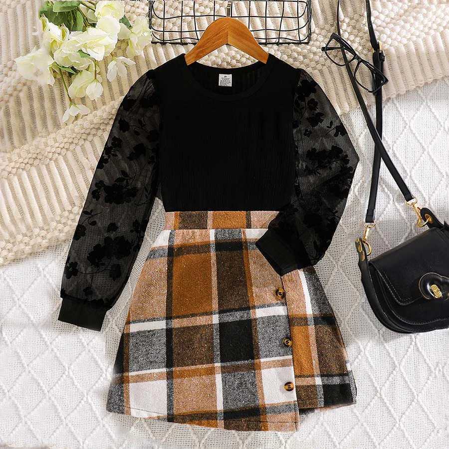 Childrens clothing girls autumn fashion set thin black round neck topcoffee small white plaid skirt L250926EKF8