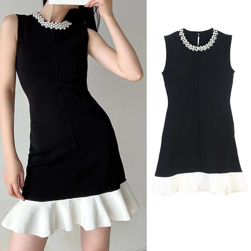 New 2025 Spring/Summer French Pearl Necklace with Lotus Leaf Hem, Slimming and Elegant Sleeveless Sweater Dress Women