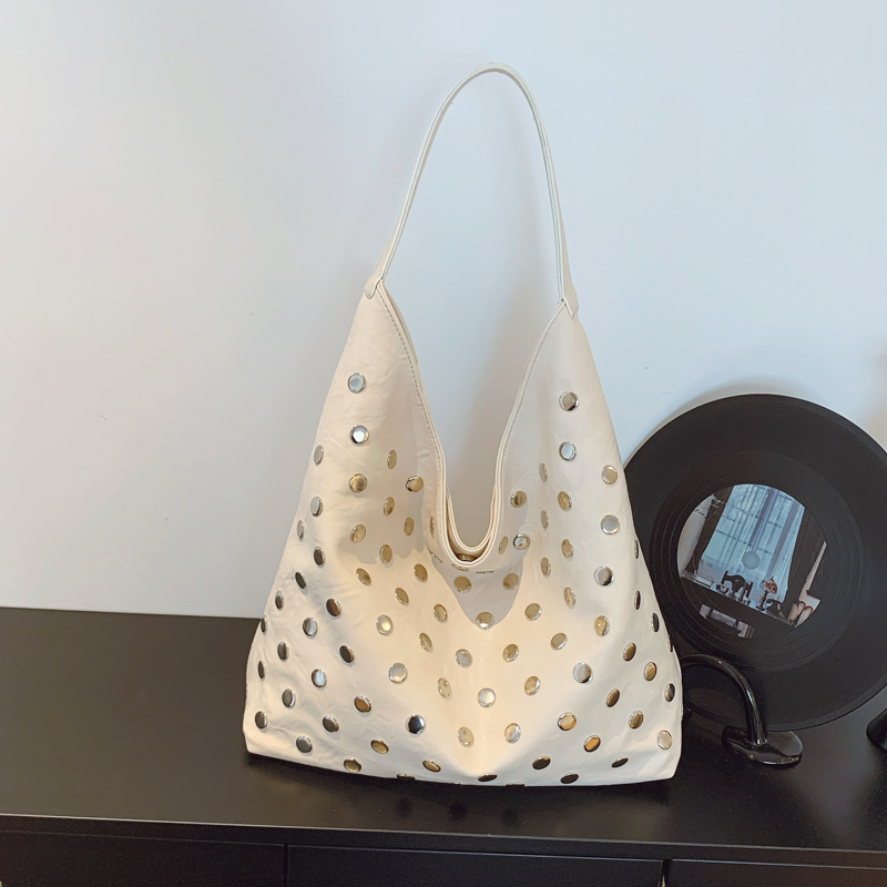 2025 fashion new casual elegant large capacity shoulder bag, simple and high-end shopping commuting crossbody bag, college student lightweight crossbo