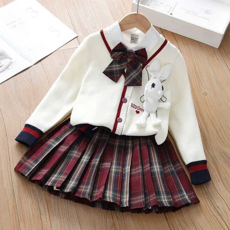 2025 Girls Autumn JK Uniform Set New Trend Childrens Coat Shirt Fold Skirt 3Piece Set Kids Cute Breathable Clothing Set LH732 L250926ILOR