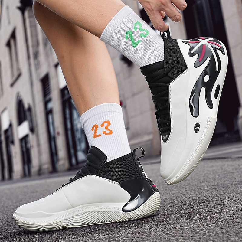 Wade's 11th generation basketball shoes