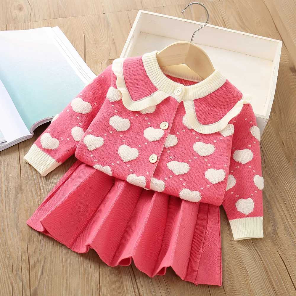 16 Years Baby Girls Sweater Clothing Set Autumn Winter Heart Print Knitted CardiganSkirt 2Pcs Suit For Girls Fashion Outfit L250926D9CL