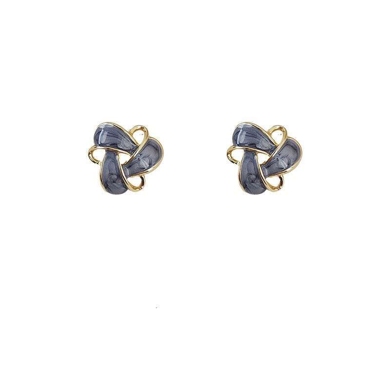 Whitening Blue Oil Drop for Women Sier Needle Artistic Fashionable Elegant Stud Earrings Niche High-end Spring Summer Ear Jewelry