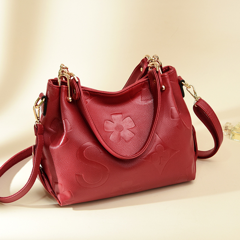 hot Free delivery designer bag Luxury Bag Casual shoulder bag for women comfortable soft and fashionable