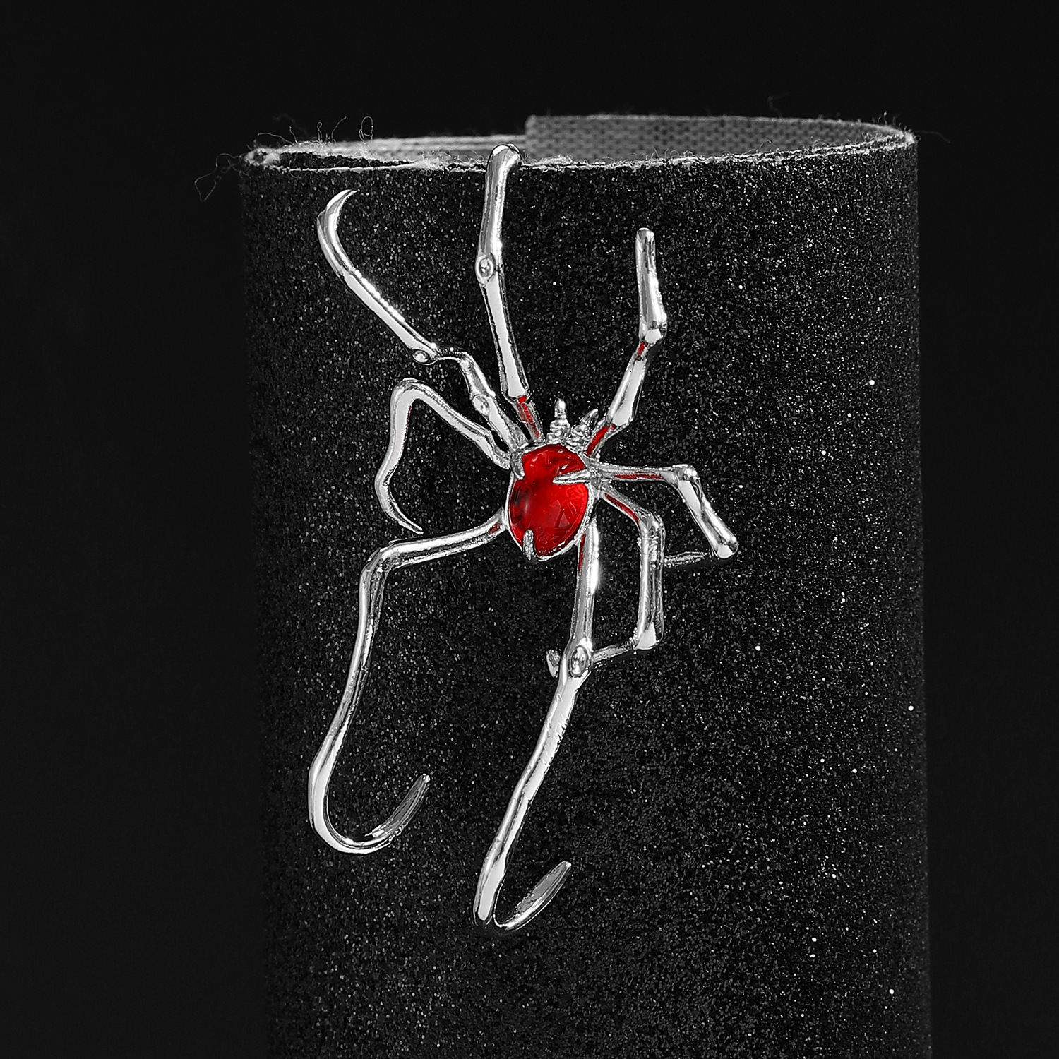 Spider Hook Piercing Ear Bone Clip Halloween Dark High-End Spicy Girl Cool Style Earrings