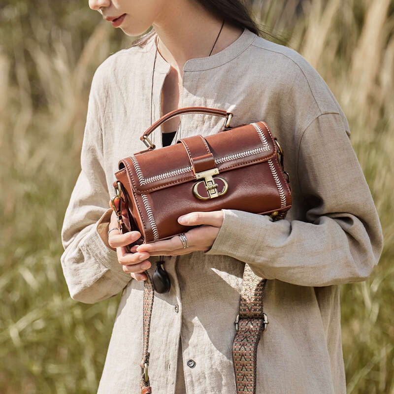 designer bag Luxury bag New Crossbody Small for Women Summer High-end Feel Genuine Leather Women's Bag