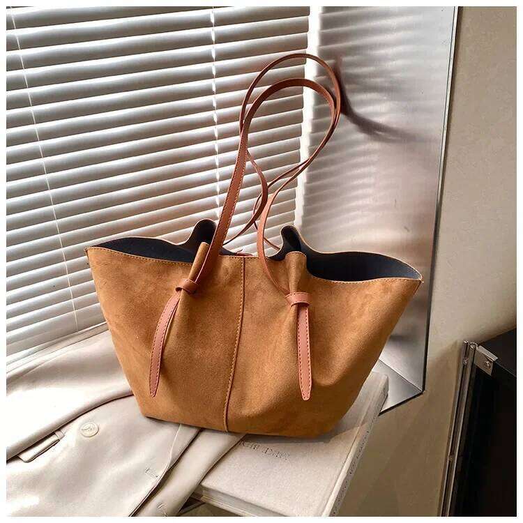 Women's Matte Wing Bag - Fall Winter Shoulder Bag, Spacious French Designer Underarm Purse, Minimalist Hobo Tote