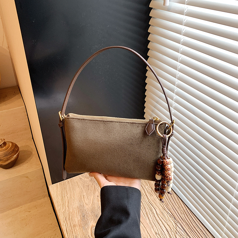 2025 New Elegant Luxury Fashion Shoulder Bag Large Capacity Simple Shopping Commuter Backpack Student Leisure Youth Lightweight Crossbody Bag