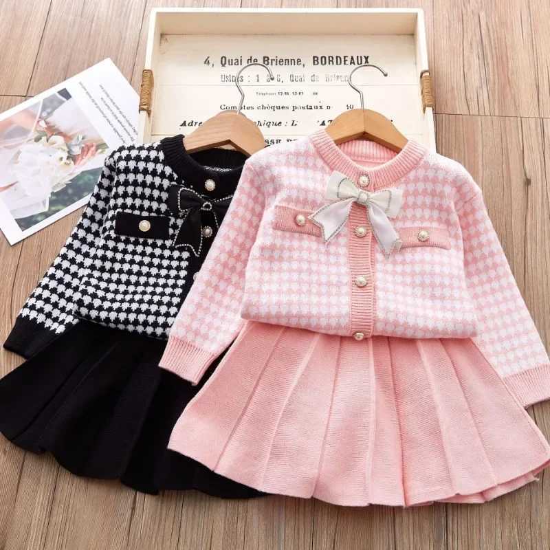 Winter Girls Sweaters Sets AutumnToddler Baby Girls Fall Outfits Long Sleeve Knitted Sweater Tops Pleated Skirt Two Piece Set L250926LN58