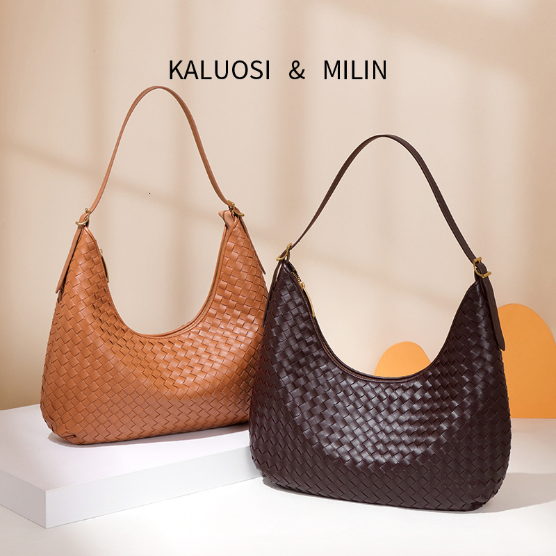 Women's New Minimalist Comfortable Woven Underarm Tote Commuter Large Capacity Shoulder Bag