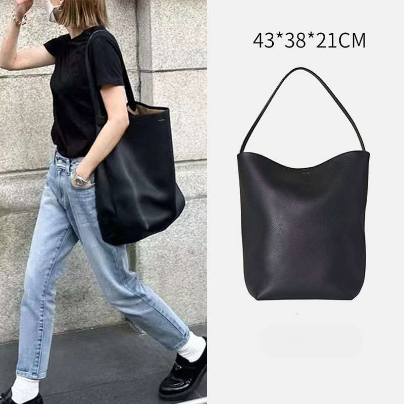 designer bag Luxury bag Bucket Genuine Leather Single Shoulder Handbag for Women High-end Simple Large Capacity Cowhide Commuter Tote Bag