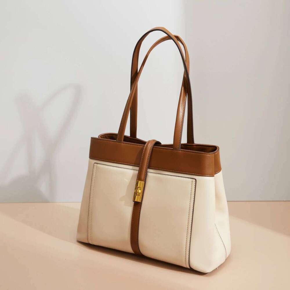 New Ladies Shoulder Fashion Large Capacity Handbags Young Lady Design Big Hand Bags for Woman