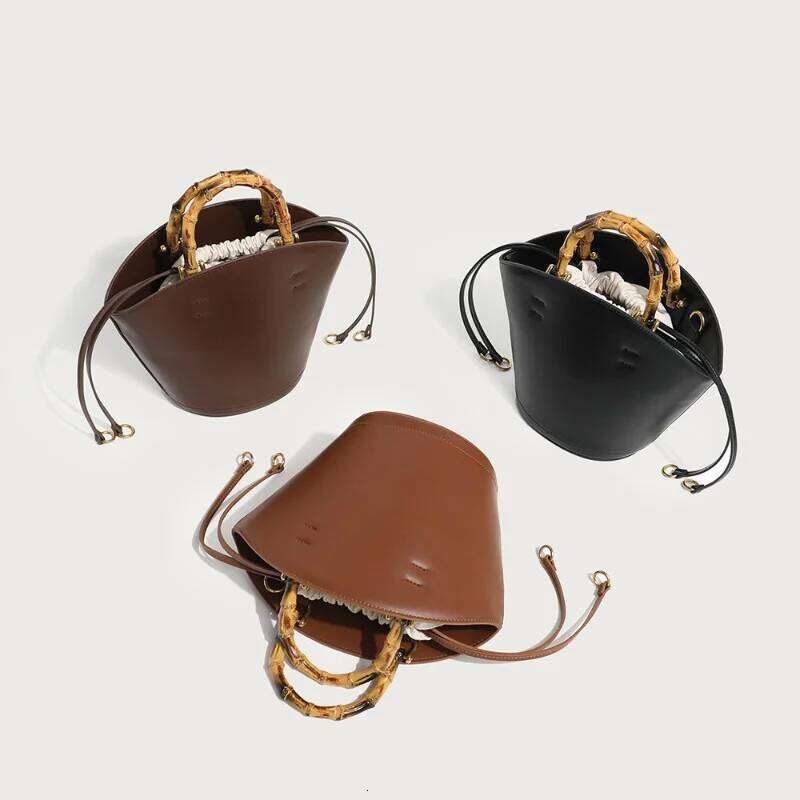 Vintage High-end Texture Bamboo Knot Handbags Fan Design Women Trendy Shoulder Oblique Straddle Large Capacity Tote Bag