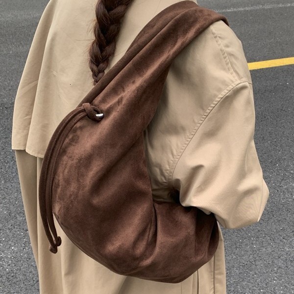 Korean style suede half moon shaped women s armpit bag autumn and winter new style suede retro simple Luxury bag pleated handbag designer bag Designer