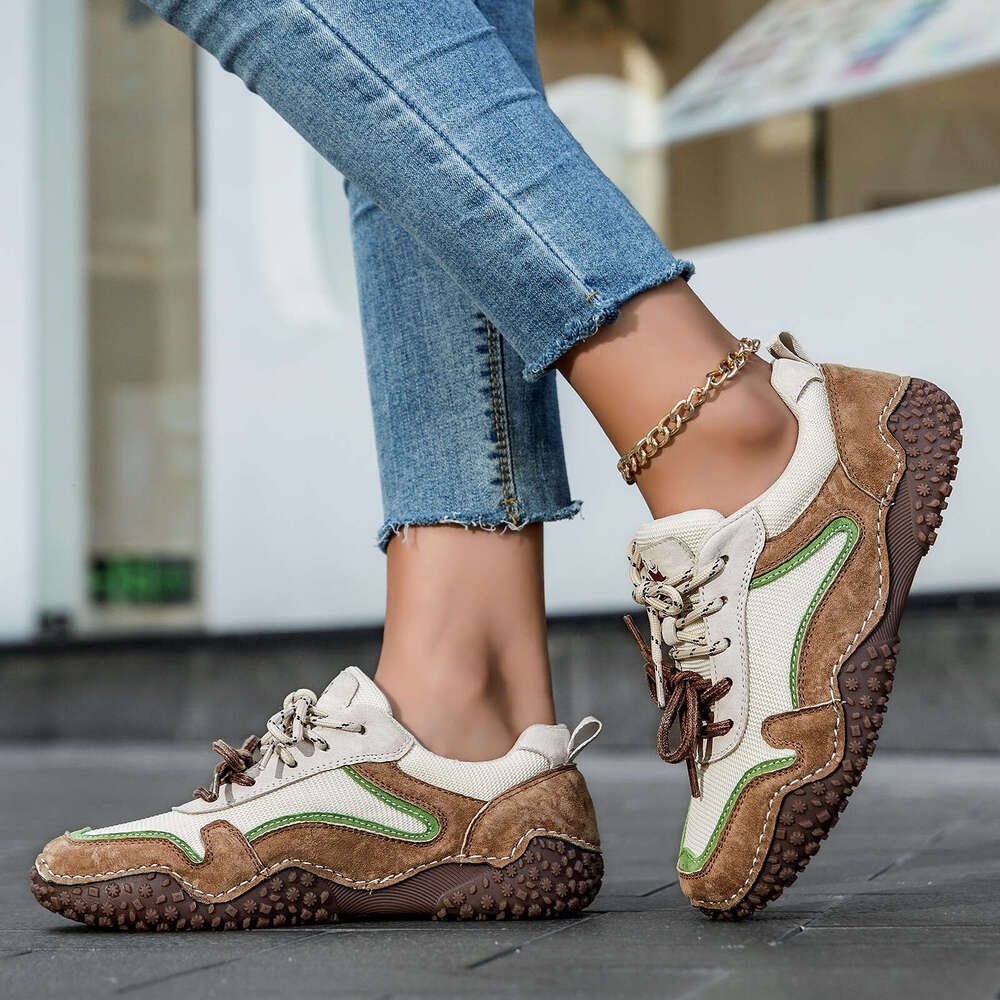 Plus Size Men's and Women's Outdoor Casual Shoes Autumn Winter Top Layer Genuine Leather Sneakers bd