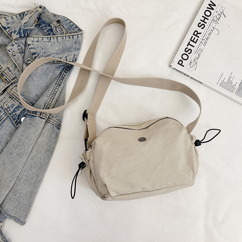 Autumn new casual elegant large capacity shoulder bag, simple shopping commuting essential crossbody bag, student fashionable lightweight crossbody ba