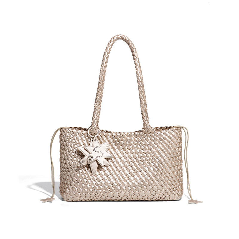 New Style Five-Pointed Star Pendant Niche Design Large Capacity Tote Shoulder Fashion Versatile Woven Bag