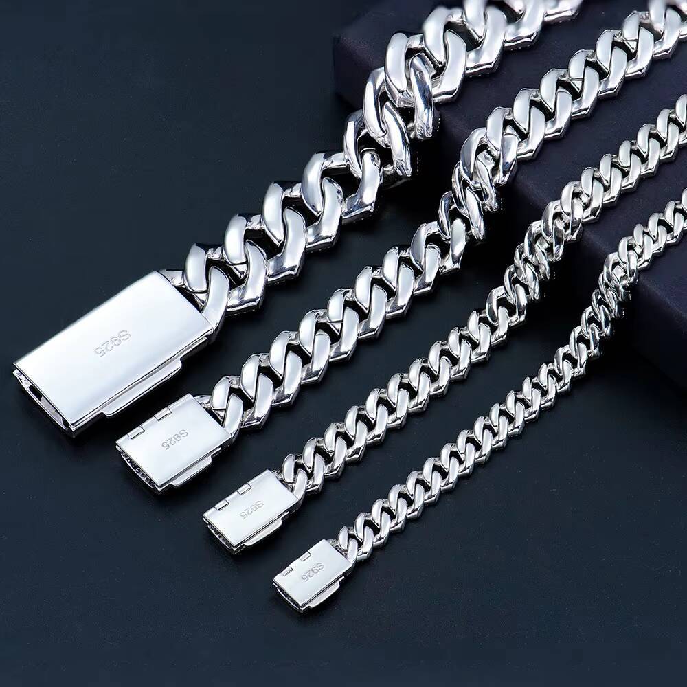 Mens Chain Moissanite Bracelet with Hand Ornaments HipHop Rap Style Luxury Advanced Feeling Accessory CrossBorder Fashion