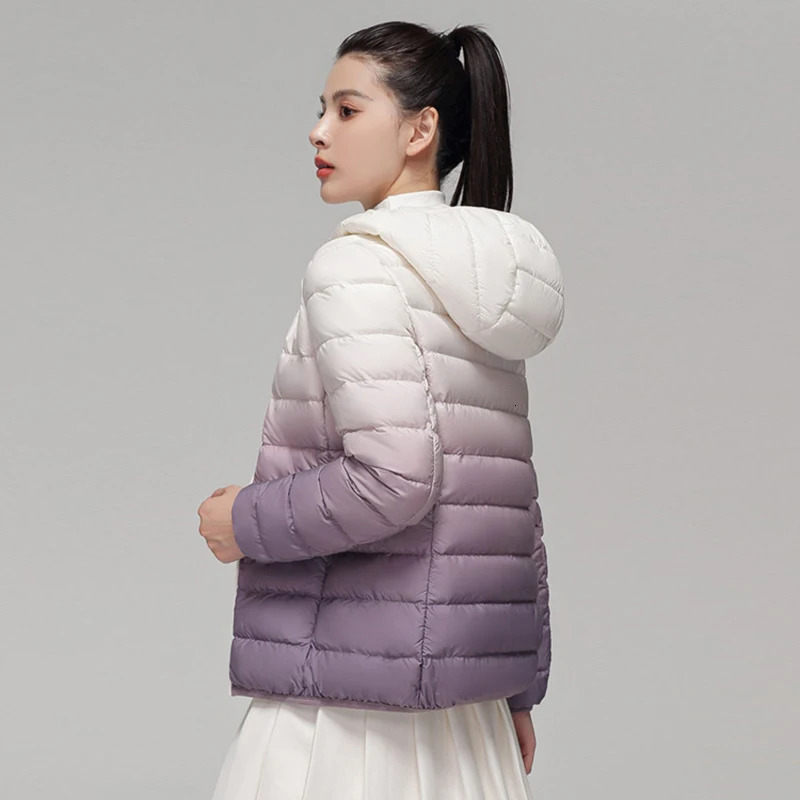 Woman Winter Hooded Coat 90 Duck Down Filled Fashion Gradient Jacket Ultra Light Autumn Warm Parkas Windbreaker 250917