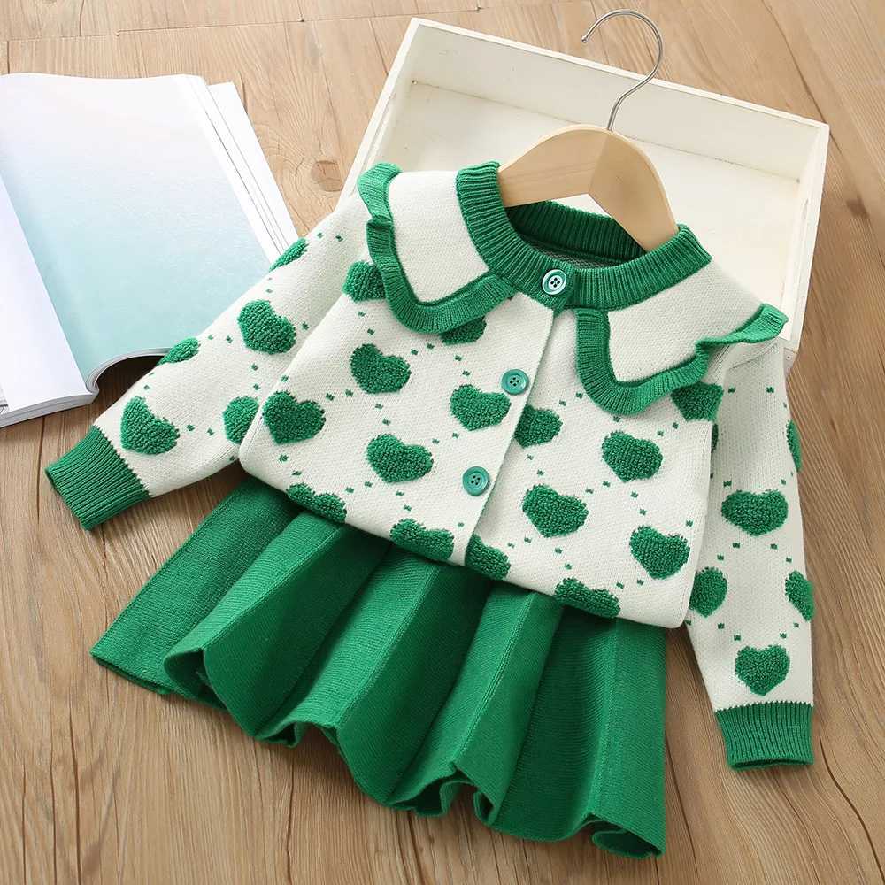 16 Years Baby Girls Sweater Clothing Set Autumn Winter Heart Print Knitted CardiganSkirt 2Pcs Suit For Girls Fashion Outfit L250926D9CL