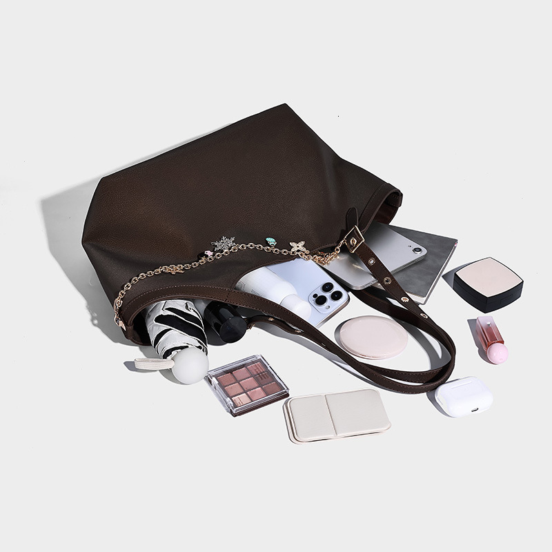 Luxury bag Ladies casual loose handbag autumn and winter new large capacity fashionable commuting ladies shoulder bag designer bag Designer Bag