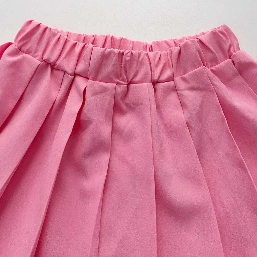 Sweet and Energetic Girl Casual Suit with Long Sleeved Bow and Heartshaped Decorationpleated Skirt Twopiece Set for Autumn L2509263DAE