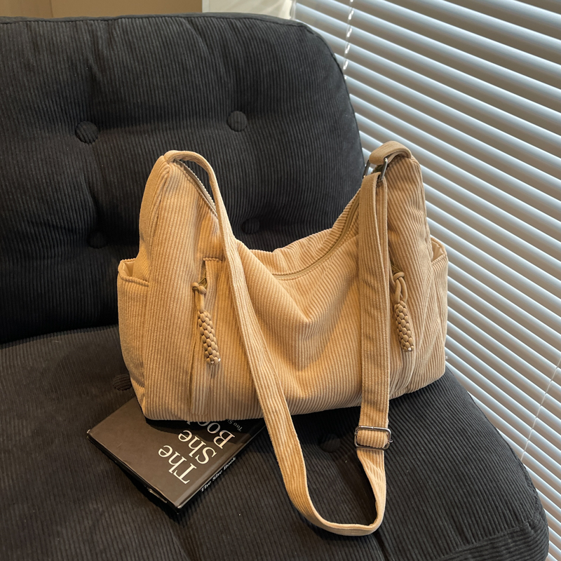 2025 fashion new casual elegant large capacity shoulder bag, simple and high-end shopping commuting women's crossbody bag, college student lightw