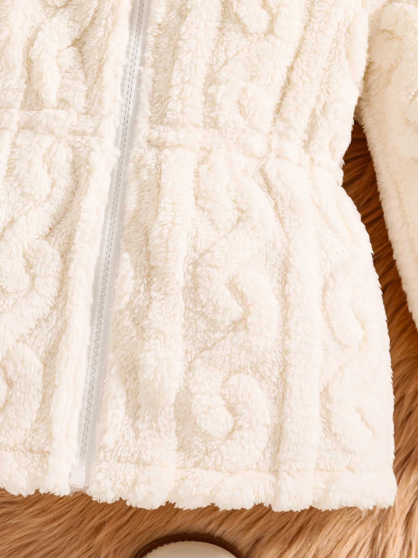 Spring and autumn new girls fashion home outdoor casual clothing childrens knitted hooded coral velvet white coat 4Y8Y jacket L250926B690