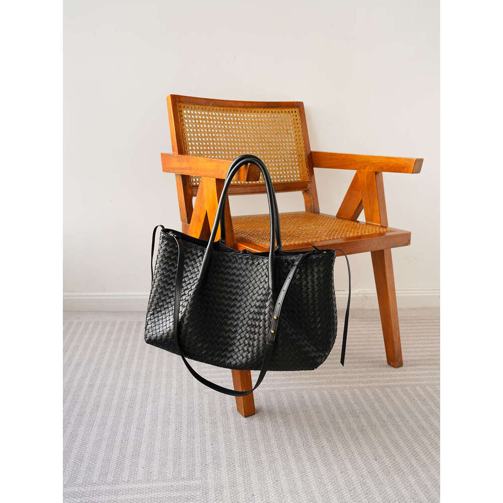 designer bag Luxury bag Genuine Leather Women's Handwoven Large Capacity Casual Commuter Tote Handheld Shoulder Crossbody Bucket Bag