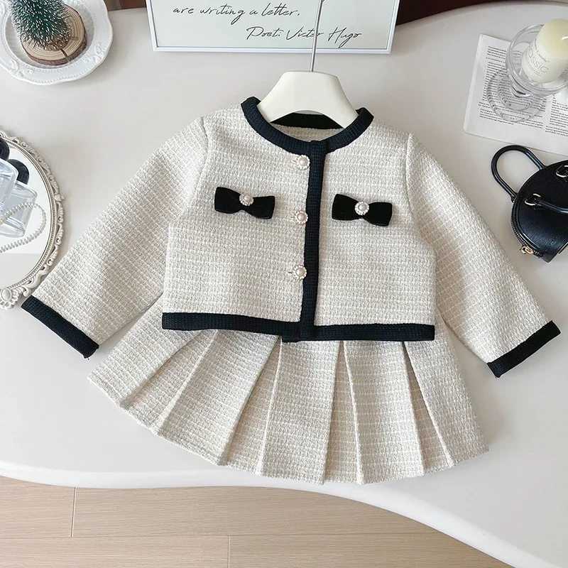 2025 New Autumn Baby Girls Fashion Clothes Suit Long Sleeved Cardigan JacketShort Skirt 27Yrs Children Clothes Set L250926OA6L