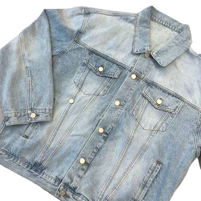 Women's Outerwear & Coats Women's Light Blue Denim Jacket, Classic Lapel Button Down Jean Coat with Multiple Pockets for Casual Daily & Stre