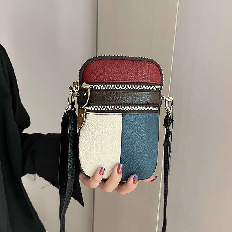 designer bag Luxury bag Cowhide Leather Square 2025 New Versatile Small Crossbody Phone and Coin Shoulder Bag for Women