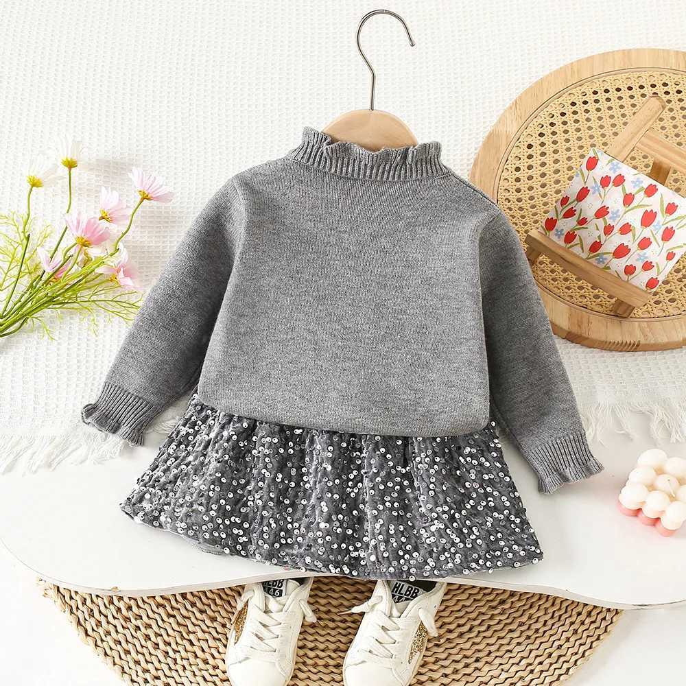 New Fashion Girls Pearl Rhinestones Knitting 2Pcs Sets for 18Ys Childrens SweaterSkirt Kids Classic Tweed Suits 2025 Outfits L250926WYS5