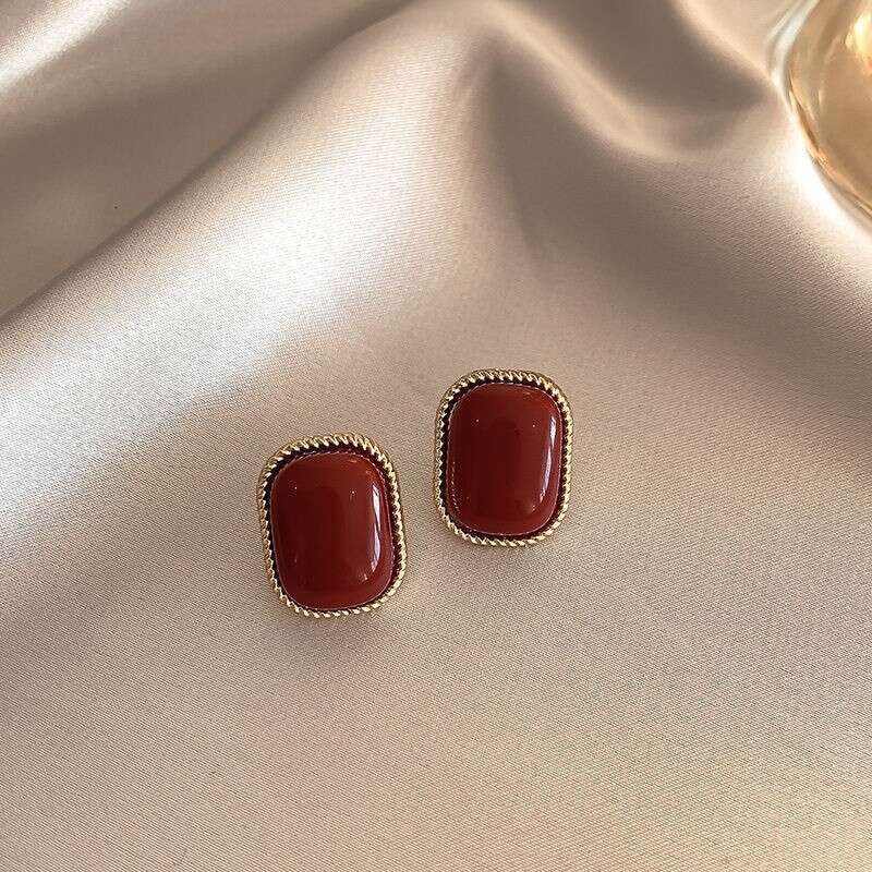 S Sier Needle Earrings Women, Elegant Internet Celebrity Stud Earrings, Small Niche High-end Sense Jewelry for Women
