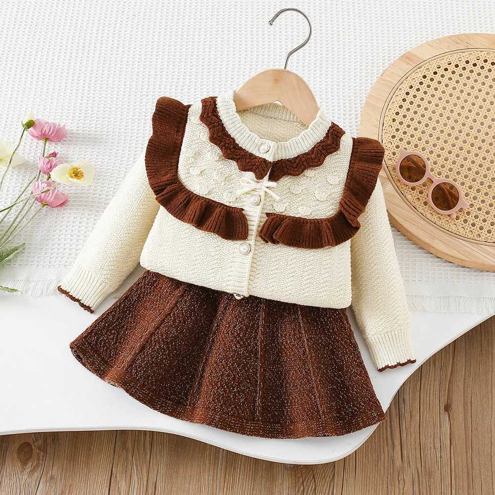 Bear Leader Autumn and Winter Patchwork Girls Clothes Korean Version Lace Knitted Top Pleated Skirt Sweater Twopiece Set L250926U6FM