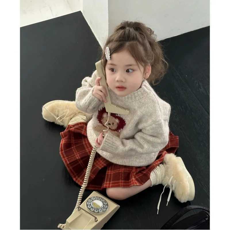 Childrens Clothing Girls Autumn Clothing2024New Suit Childrens Fashionable Bow Brushed Hoody Plaid Skirt L250926CKB6