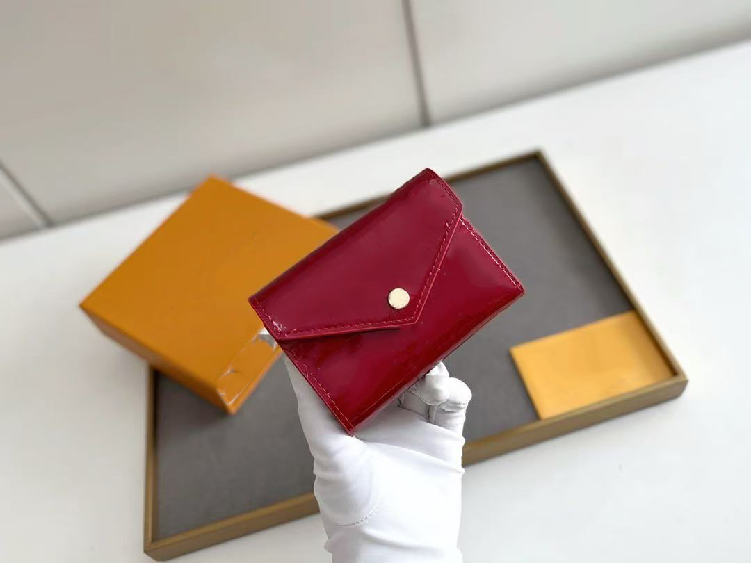 2025 high-quality luxury designer women's patent leather surface embossed wallet high-end card holder wallet classic credit card coin purse with box dustproof bag