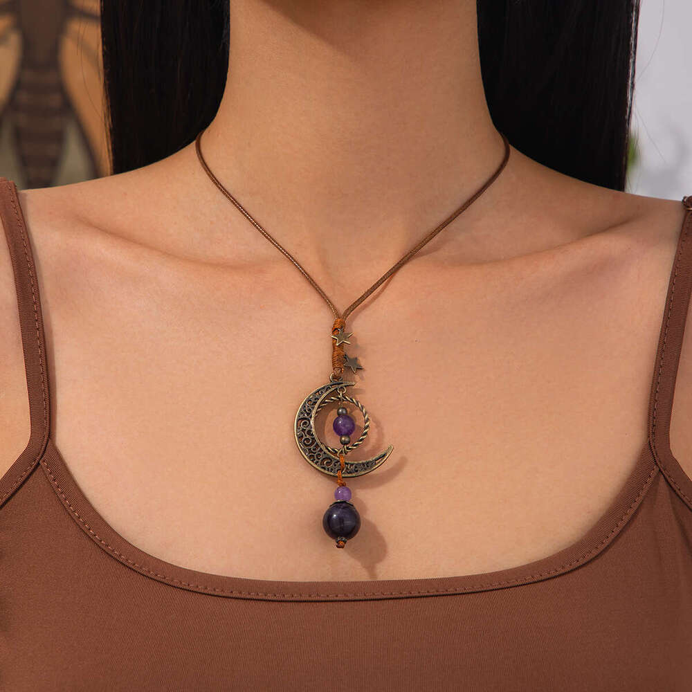 Chalcedony Necklace Jewelry Personality Moon Pendant High-end Design Sense Women's Fashion Chalcedony Necklace