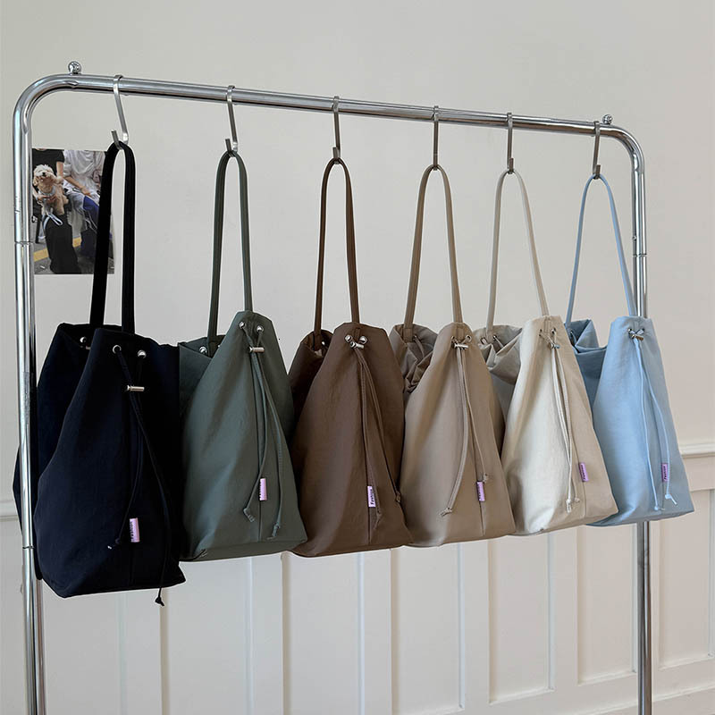 Minimalist Luxury bag fresh and plain baby art handbag women s lazy style women s shoulder bag college style class handbag large bag designer bag Desi