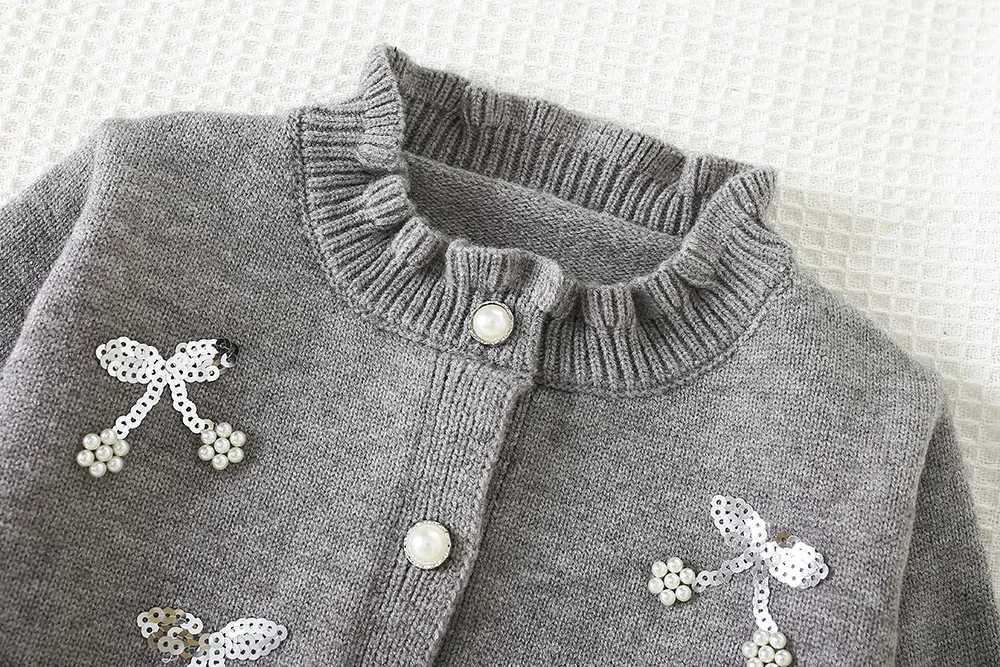 New Fashion Girls Pearl Rhinestones Knitting 2Pcs Sets for 18Ys Childrens SweaterSkirt Kids Classic Tweed Suits 2025 Outfits L250926WYS5