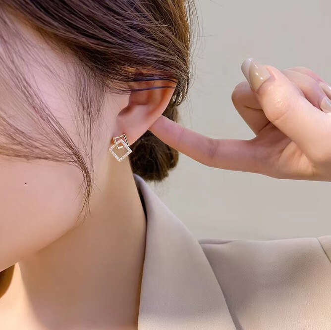 Fashion Square Zircon Geometric Earrings Simple Minimalist Style Personality Studs Exquisite High-end Versatile Ear Jewelry