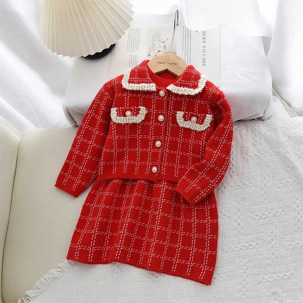 Bear Leader Autumn Winter Fashionable Casual Childrens Clothing Gray Sleeveless Dress Long Sleeved Sweater Jacket Girls Set L250926SCAR