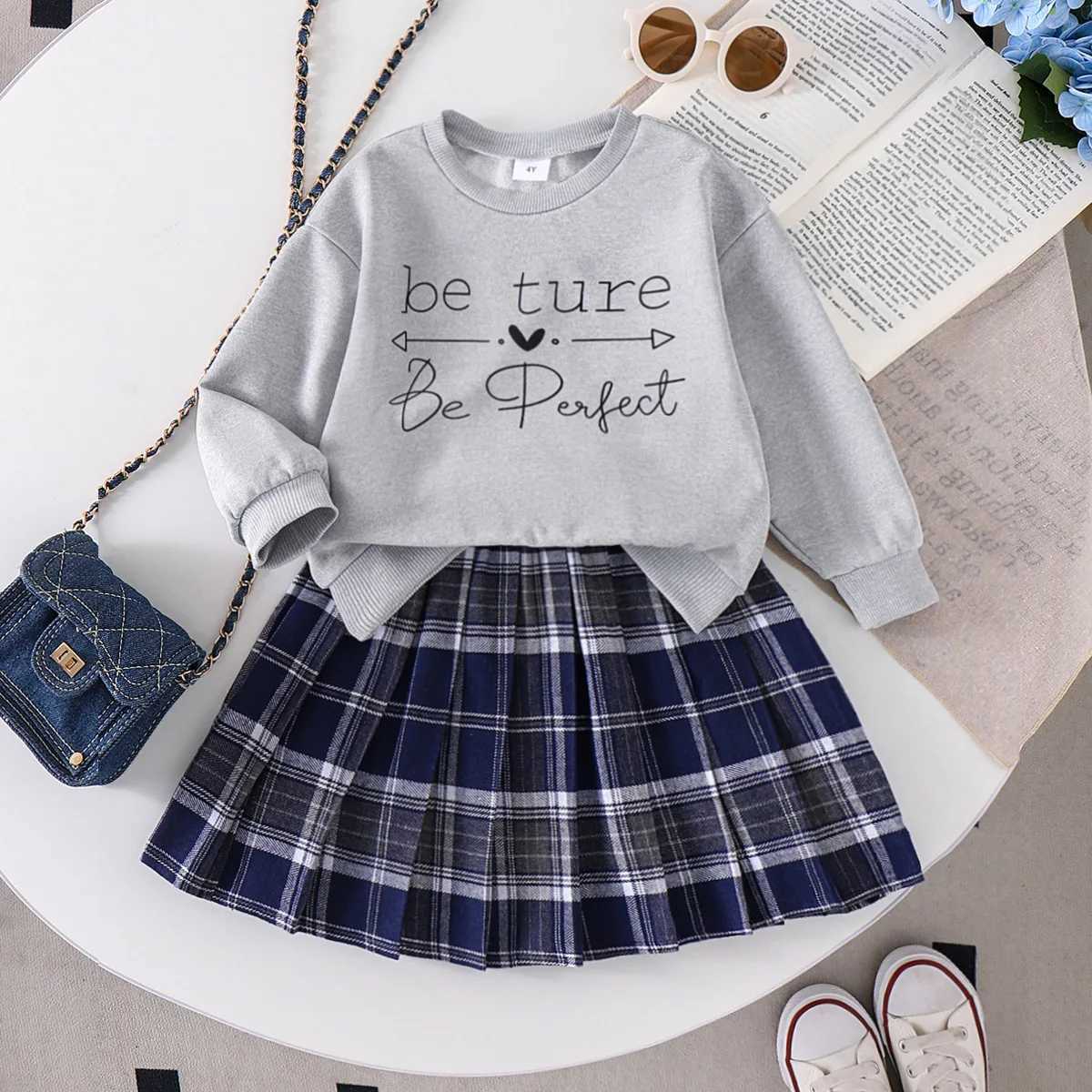 IYEAL Girls Clothing Set Casual Girls Letter Pattern Long Sleeved SweatshirtBlue Checkered Pleated Short Skirt TwoPiece Set L2509261S7U
